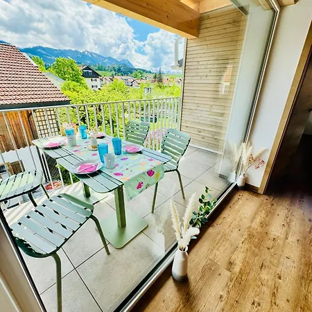 Berg Fux - Neubau Mit 3 Schlafzimmern, Grosser Balkon, Panorama Bergblick, 2 Parkplaetze 아파트
